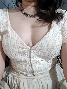 Snapshot of Brown_Maxi chatting on 03-09-25, 07:37 Brown Maxi online show from 03-09-25, 07:37