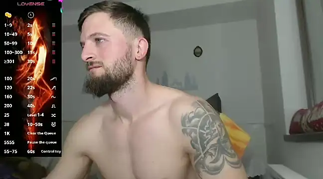 cuple hoot  online show from 02-02-25, 04:22