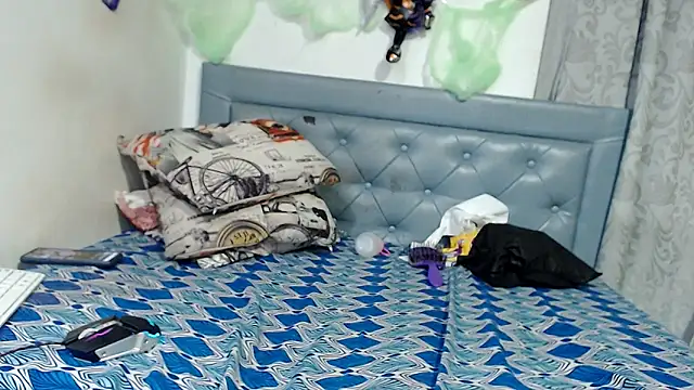 andre20a31 online show from 10-30-25, 04:36