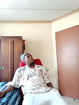 Snapshot of T0xic-Vee chatting on 01-14-26, 02:01 T0xic-Vee online show from 01-14-26, 02:01