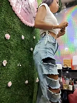 Anifer online show from 12-14-24, 03:04