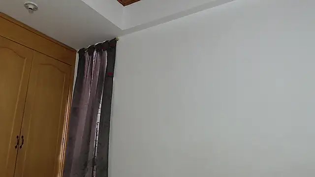 Sharickleon11 online show from 01-05-25, 09:03