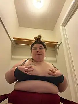 bbylexi04 online show from 04-03-26, 09:29