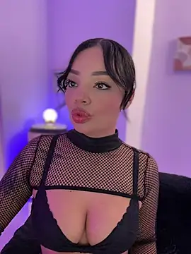 Sara LipsX online show from 02-07-26, 12:36