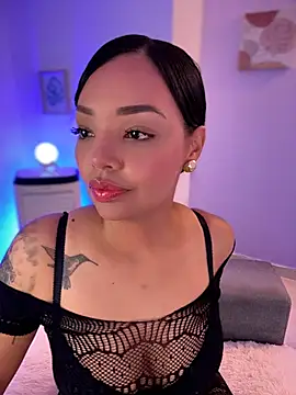 Snapshot of Sara_LipsX chatting on 04-29-26, 11:55 Sara LipsX online show from 04-29-26, 11:55