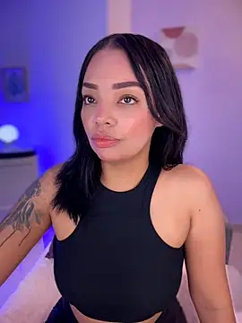 Snapshot of Sara_LipsX chatting on 05-14-26, 01:12 Sara LipsX online show from 05-14-26, 01:12