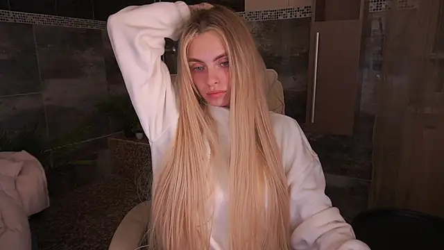 ChloeBrightt online show from 12-01-25, 09:09