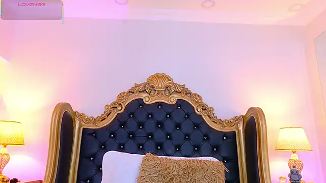 Snapshot of AdelinaVans chatting on 02-09-26, 11:36 AdelinaVans online show from 02-09-26, 11:36