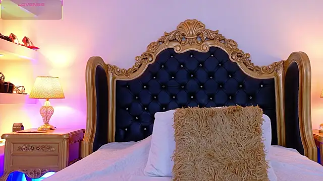 Snapshot of AdelinaVans chatting on 02-26-26, 11:31 AdelinaVans online show from 02-26-26, 11:31