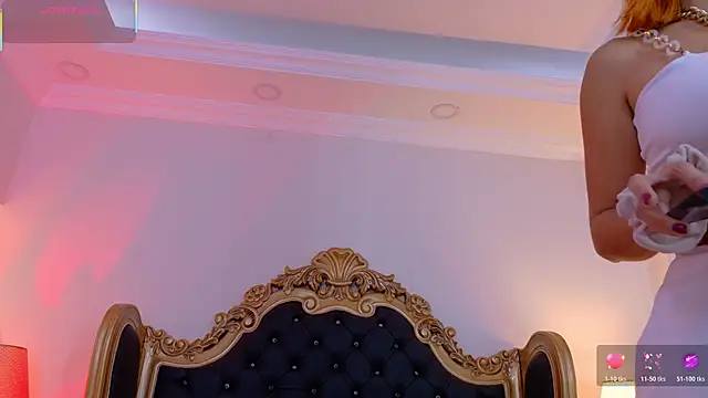 Snapshot of AdelinaVans chatting on 03-11-26, 10:54 AdelinaVans online show from 03-11-26, 10:54