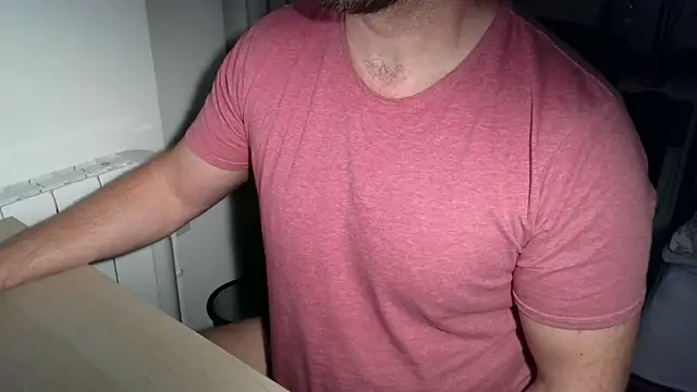 Snapshot of Mr_Beef chatting on 01-07-25, 05:20 Mr Beef online show from 01-07-25, 05:20