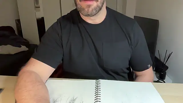 Snapshot of Mr_Beef chatting on 02-11-25, 09:56 Mr Beef online show from 02-11-25, 09:56