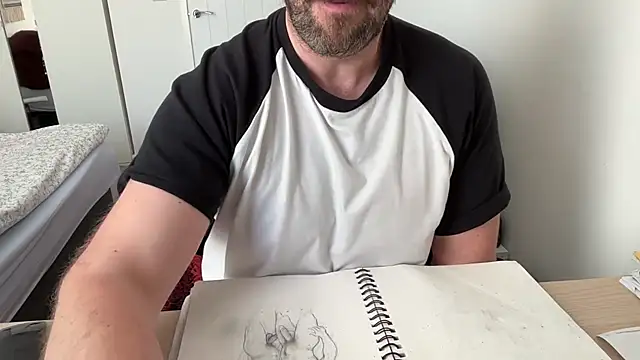 Snapshot of Mr_Beef chatting on 02-14-25, 03:47 Mr Beef online show from 02-14-25, 03:47