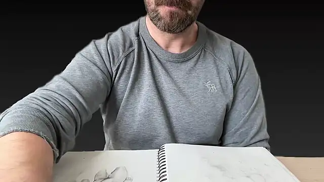 Snapshot of Mr_Beef chatting on 02-25-25, 02:54 Mr Beef online show from 02-25-25, 02:54