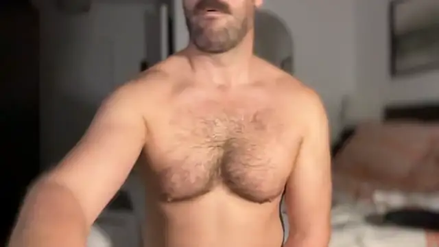 Snapshot of Mr_Beef chatting on 09-28-25, 09:42 Mr Beef online show from 09-28-25, 09:42