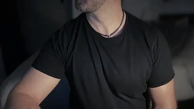 Snapshot of Mr_Beef chatting on 11-08-25, 09:46 Mr Beef online show from 11-08-25, 09:46