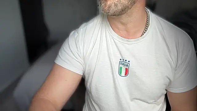 Snapshot of Mr_Beef chatting on 11-09-25, 01:31 Mr Beef online show from 11-09-25, 01:31