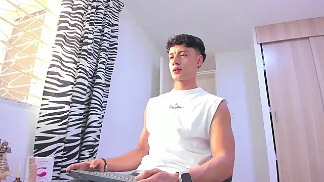 Sebastian-Dash online show from 03-03-25, 10:31