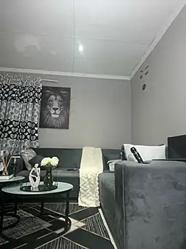 Snapshot of Bootyfulbarbiie chatting on 01-09-25, 01:39 Bootyfulbarbiie online show from 01-09-25, 01:39