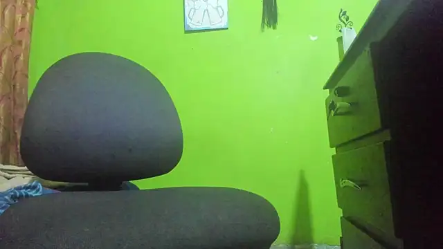 Brenda Smith69 online show from 10-30-25, 10:54