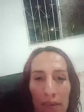 Snapshot of Brenda_Smith69 chatting on 06-12-26, 01:59 Brenda Smith69 online show from 06-12-26, 01:59