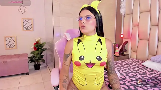 Snapshot of Shasa_8 chatting on 02-06-25, 08:02 Shasa 8 online show from 02-06-25, 08:02