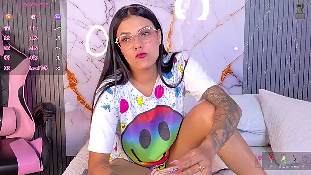 Snapshot of Shasa_8 chatting on 09-18-25, 08:11 Shasa 8 online show from 09-18-25, 08:11