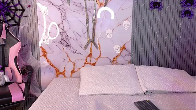 Snapshot of Shasa_8 chatting on 10-31-25, 09:05 Shasa 8 online show from 10-31-25, 09:05