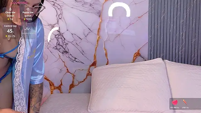 Snapshot of Shasa_8 chatting on 11-27-25, 08:11 Shasa 8 online show from 11-27-25, 08:11