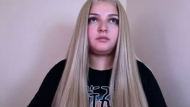 SweetPaige  online show from 02-05-25, 01:33