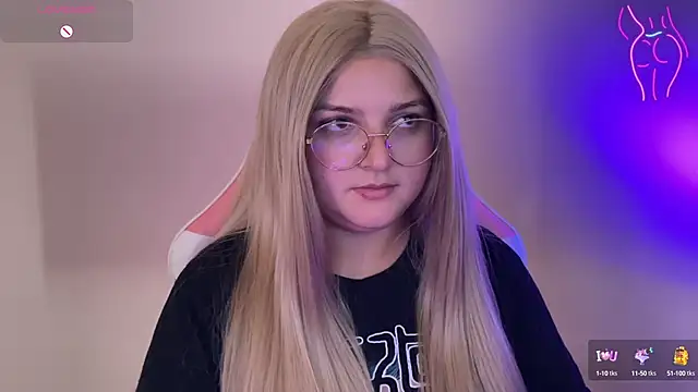 SweetPaige  online show from 02-18-25, 08:14