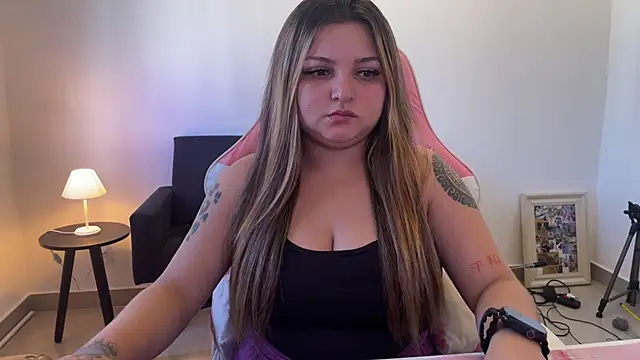 SweetPaige  online show from 04-22-26, 05:03