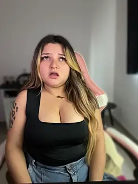 SweetPaige  online show from 07-27-26, 11:50