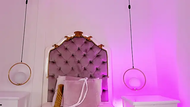 Snapshot of Pushaina__ chatting on 11-14-25, 03:16 Pushaina online show from 11-14-25, 03:16