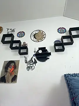 jamilaross online show from 12-14-25, 09:19