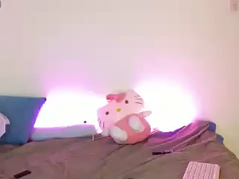 kittycatw online show from 12-27-24, 11:50