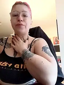 divine eve online show from 03-01-25, 03:05