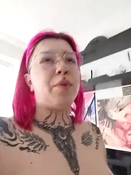 divine eve online show from 03-20-25, 12:22