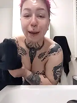 divine eve online show from 03-21-25, 11:12