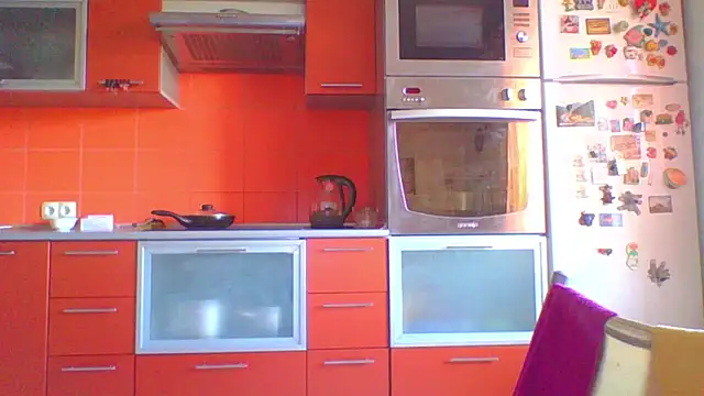 Snapshot of mira_robinsonnn chatting on 09-25-25, 02:37 mira robinsonnn online show from 09-25-25, 02:37