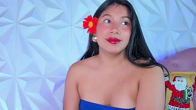 LinnaGardenia online show from 12-24-24, 10:28