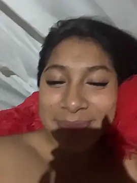 LinnaGardenia online show from 01-08-26, 02:36