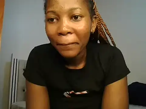 Petitiebooty online show from 02-05-25, 09:15