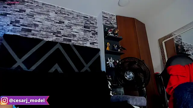 cesar jonnes online show from 12-30-24, 02:09