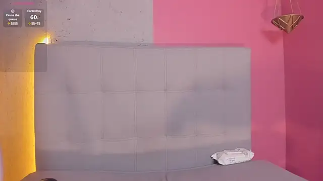 Snapshot of jessymorgan_ chatting on 03-15-25, 03:40 jessymorgan online show from 03-15-25, 03:40