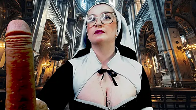 helenas fantasy online show from 01-19-25, 02:57