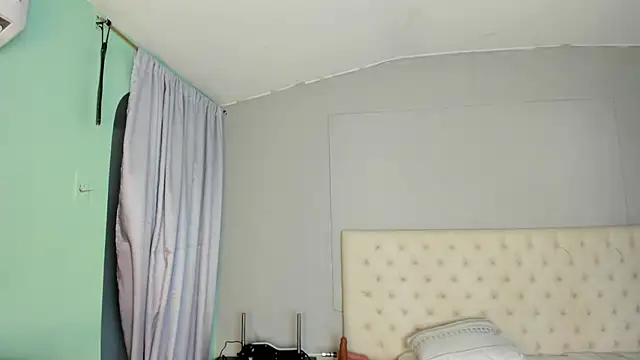 nami sam01 online show from 10-08-25, 12:58