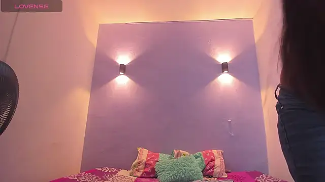 Sofia Clauss  online show from 12-12-24, 05:10