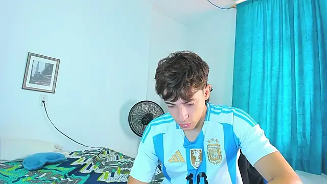 AlessandroDybala online show from 04-09-26, 01:05