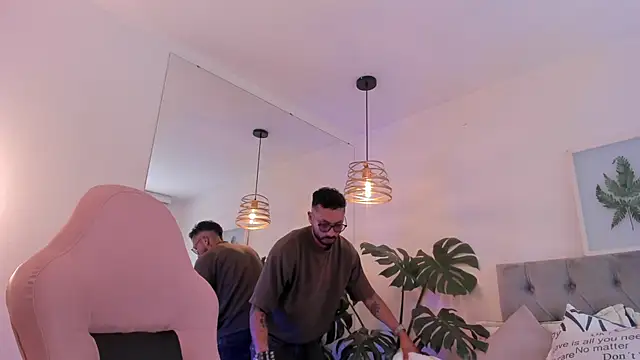 Tom cooper  online show from 11-09-25, 01:20